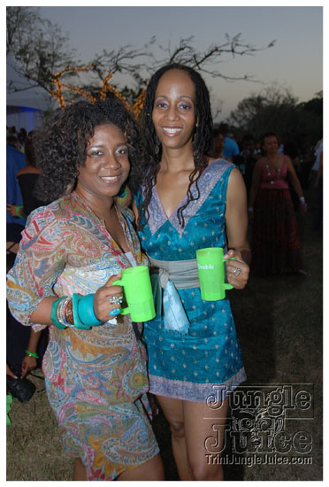 beach_house_carnival_2010_pt2-007