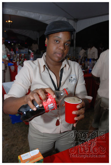 beach_house_carnival_2010_pt2-025