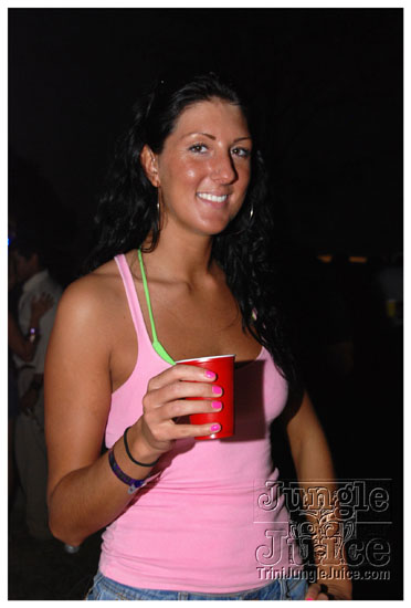 beach_house_carnival_2010_pt2-027