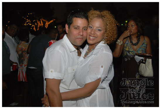 beach_house_carnival_2010_pt2-052