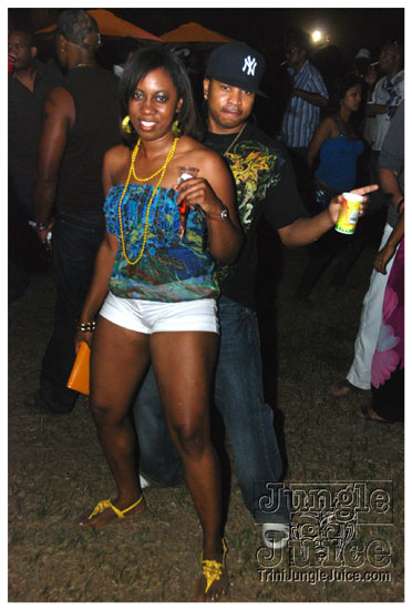 beach_house_carnival_2010_pt2-072