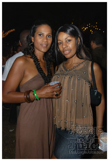 beach_house_carnival_2010_pt2-079