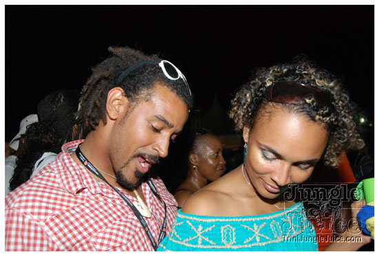 beach_house_carnival_2010_pt2-088