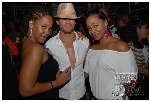 beach_house_sound_pressure_nov13-114