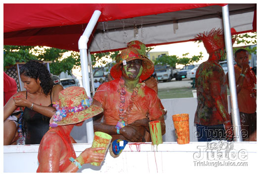 beach_jouvert_2010_apr3-033