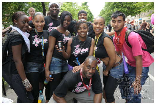 berlin_carnival_fantastic_flamingos_may23-026