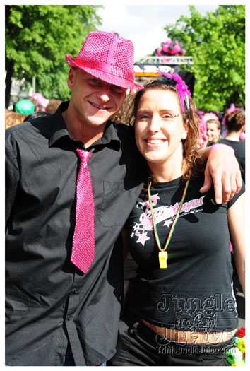 berlin_carnival_fantastic_flamingos_may23-065