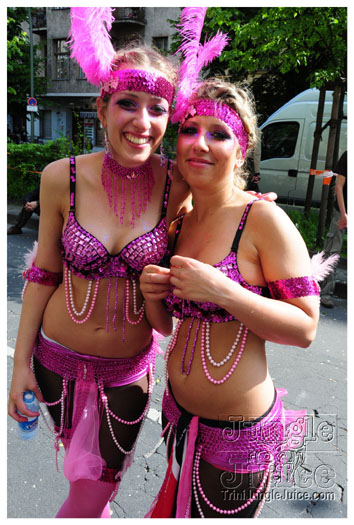 berlin_carnival_fantastic_flamingos_may23-068