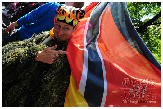 berlin_carnival_fantastic_flamingos_may23-075