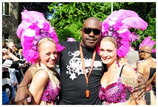 berlin_carnival_fantastic_flamingos_may23-091