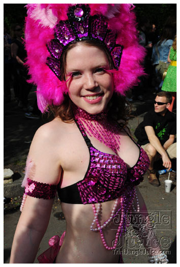 berlin_carnival_fantastic_flamingos_may23-095