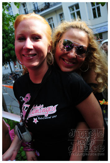 berlin_carnival_fantastic_flamingos_may23-104