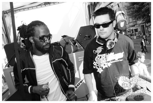 berlin_carnival_fantastic_flamingos_may23-120