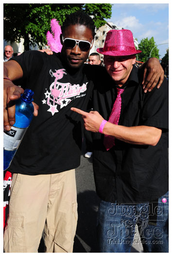 berlin_carnival_fantastic_flamingos_may23-126