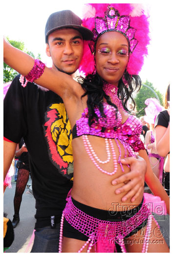 berlin_carnival_fantastic_flamingos_may23-137