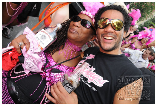 berlin_carnival_fantastic_flamingos_may23-151