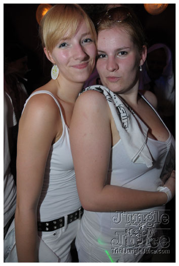 berlin_carnival_glow_may22-022