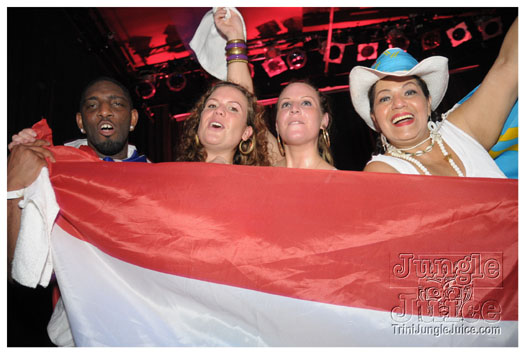 berlin_carnival_glow_may22-104