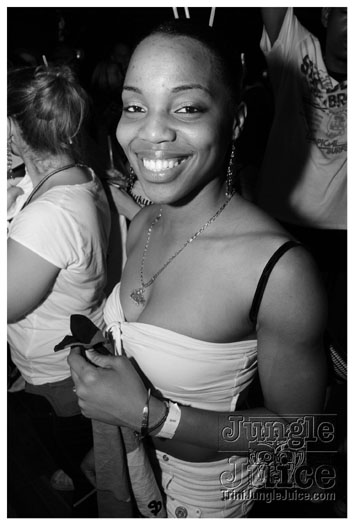 berlin_carnival_glow_may22-138