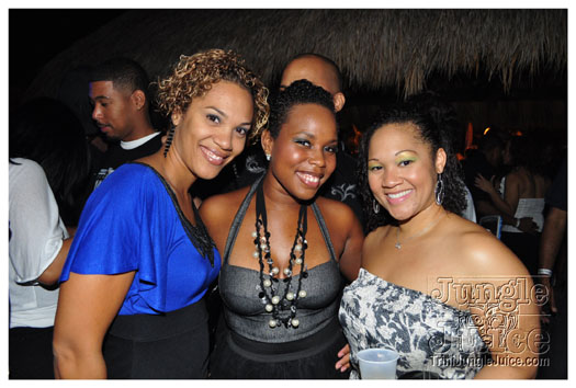 black_n_white_2010_oct8-046