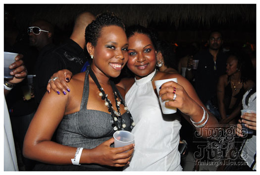 black_n_white_2010_oct8-048