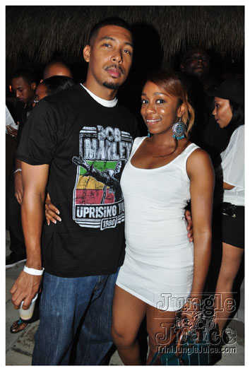 black_n_white_2010_oct8-056