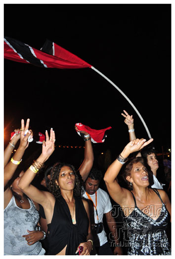 black_n_white_2010_oct8-086