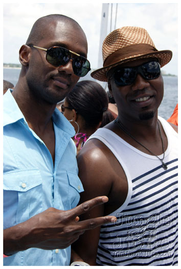 booze_cruise_2010_pt1-011