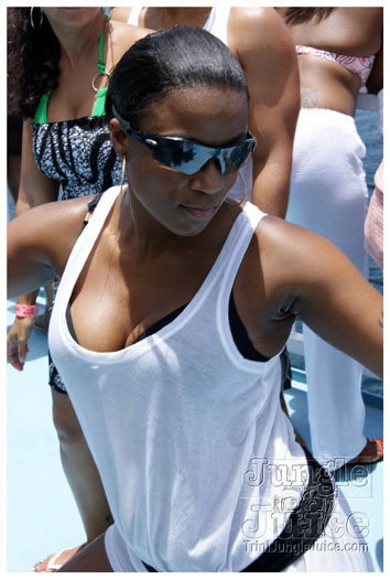 booze_cruise_2010_pt1-013