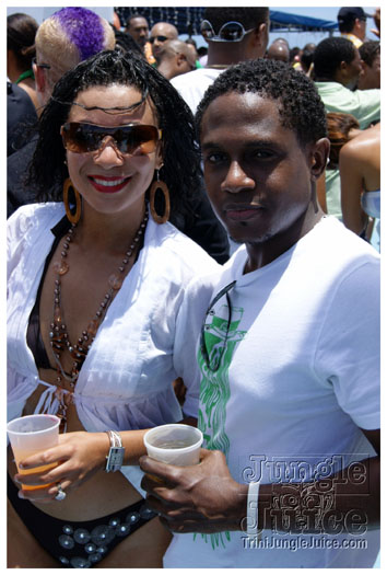 booze_cruise_2010_pt1-019