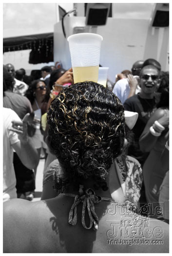 booze_cruise_2010_pt1-021