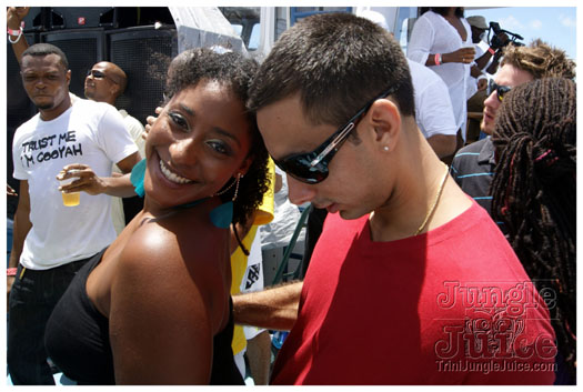 booze_cruise_2010_pt1-026