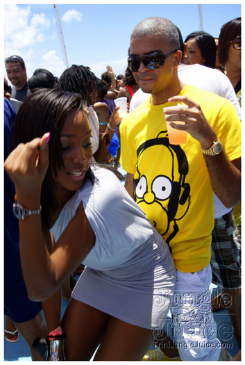 booze_cruise_2010_pt1-027