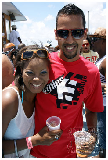 booze_cruise_2010_pt1-030