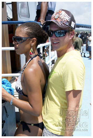 booze_cruise_2010_pt1-034