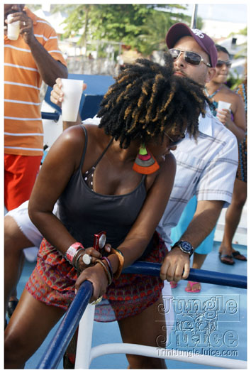 booze_cruise_2010_pt1-054