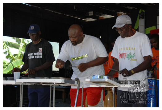 booze_cruise_2010_pt1-068