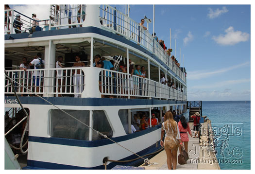 booze_cruise_2010_pt1-093