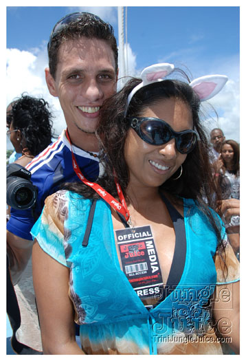 booze_cruise_2010_pt2-008