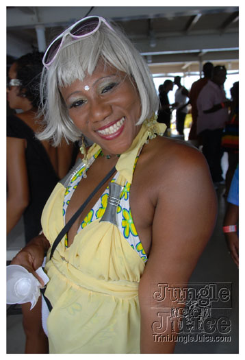 booze_cruise_2010_pt2-013