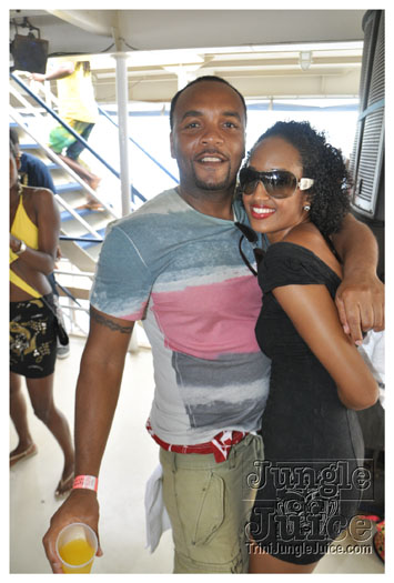 booze_cruise_2010_pt2-030