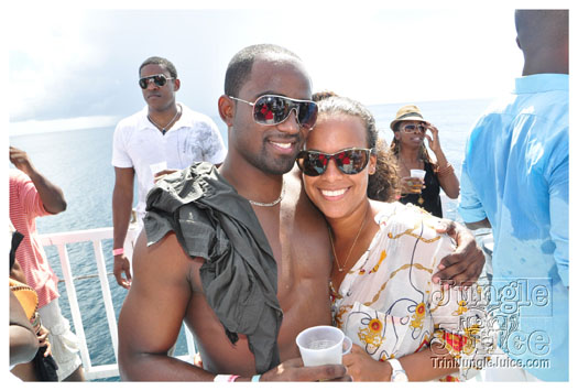 booze_cruise_2010_pt2-045