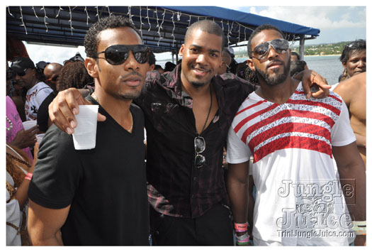 booze_cruise_2010_pt2-073