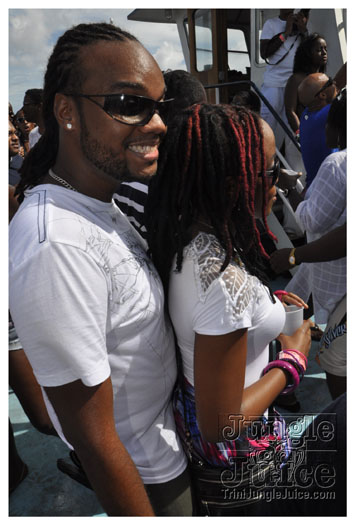 booze_cruise_2010_pt2-086