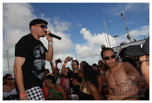 booze_cruise_2010_pt2-110