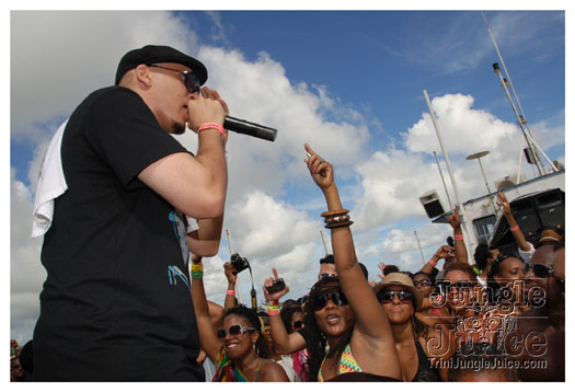 booze_cruise_2010_pt2-116