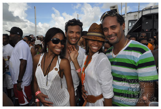 booze_cruise_2010_pt2-130