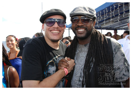 booze_cruise_2010_pt2-147