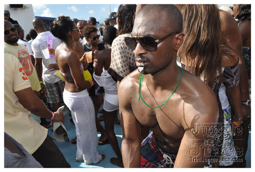 booze_cruise_2010_pt2-154
