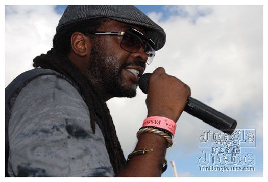 booze_cruise_2010_pt2-159